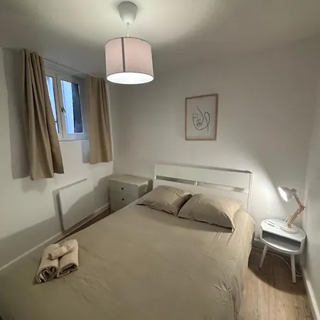 Apartament 4 Pers Hyper Centre, Au Calme